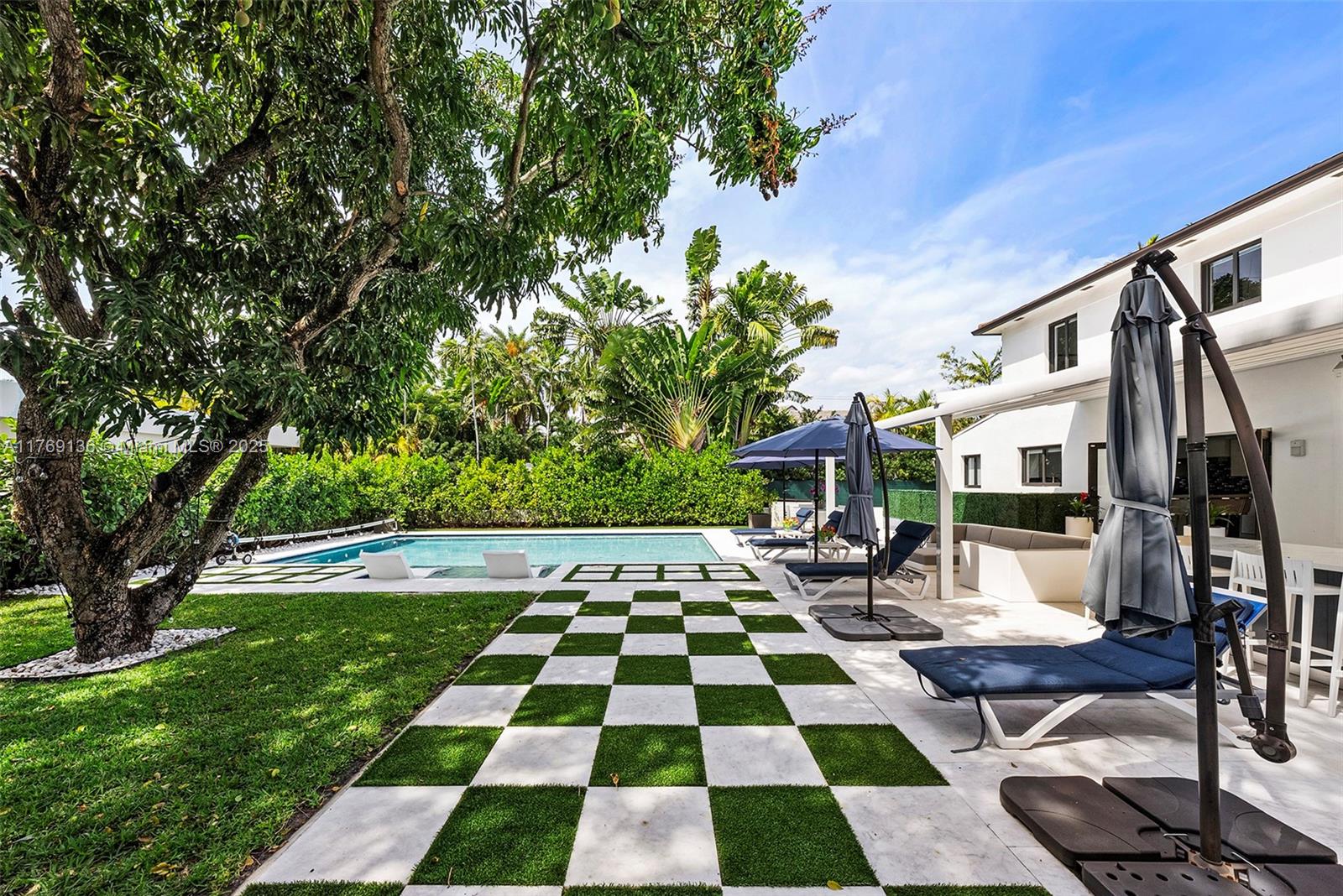 BEACH VIEW ADDN - Residential