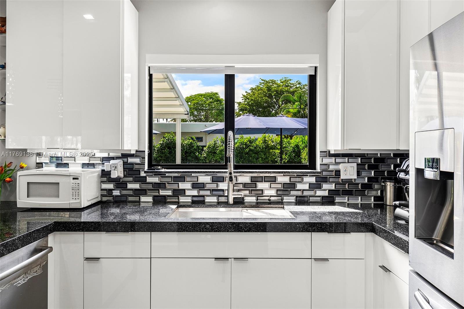 BEACH VIEW ADDN - Residential