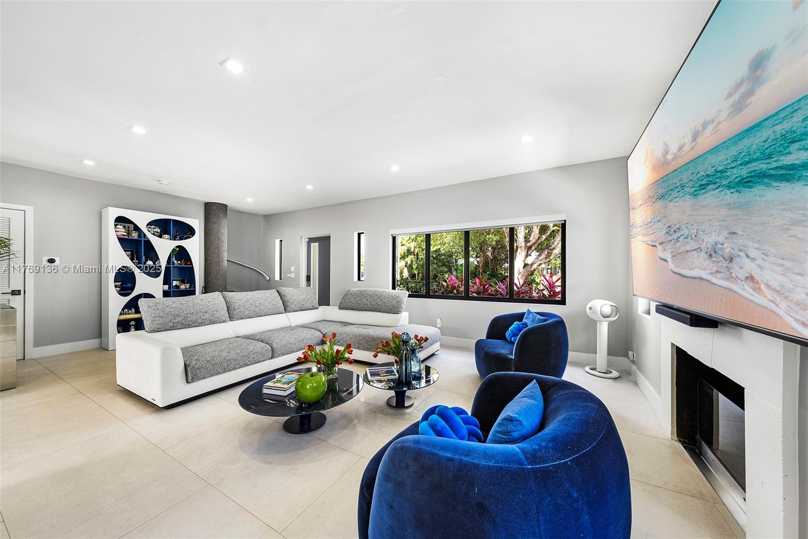 BEACH VIEW ADDN - Residential