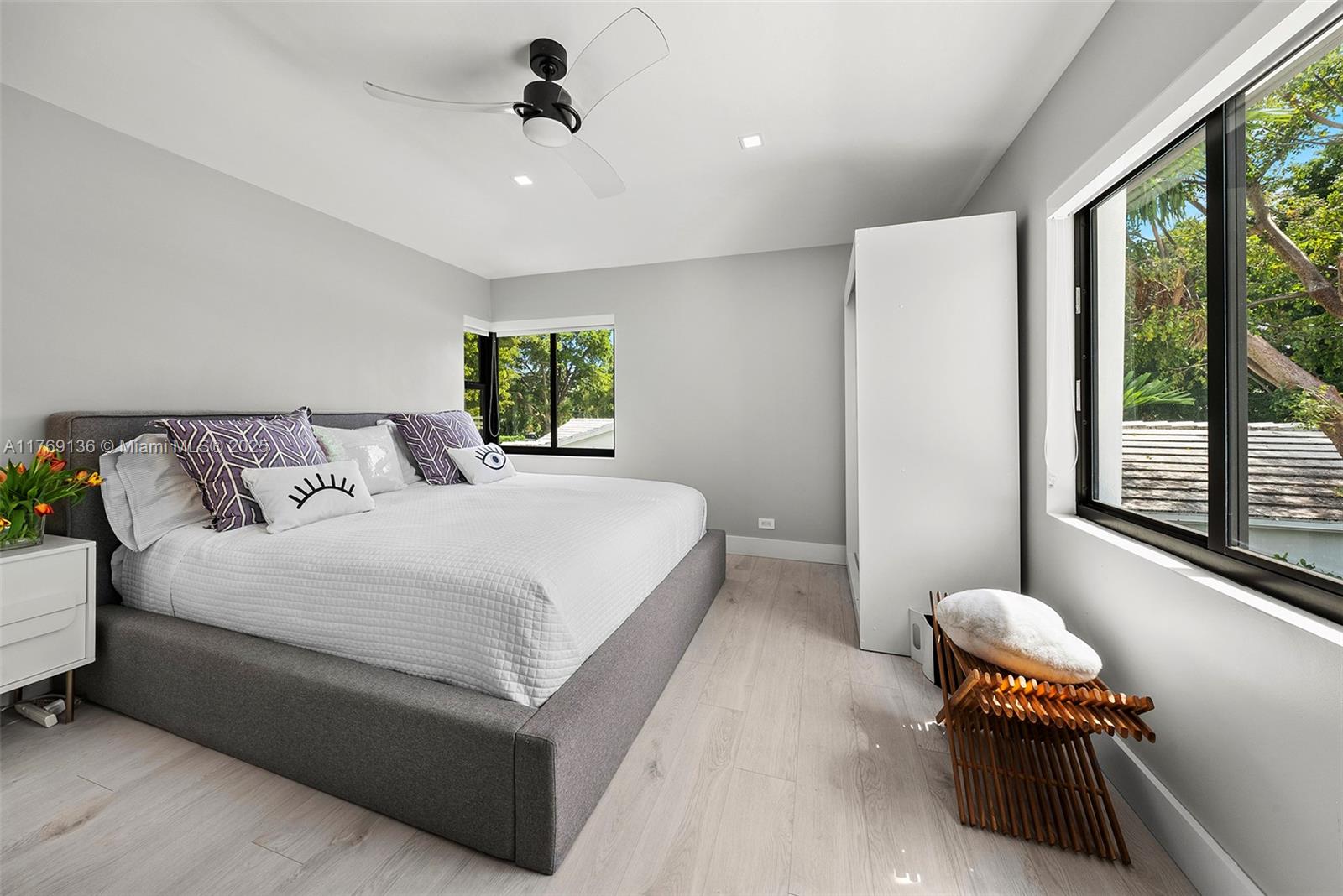BEACH VIEW ADDN - Residential