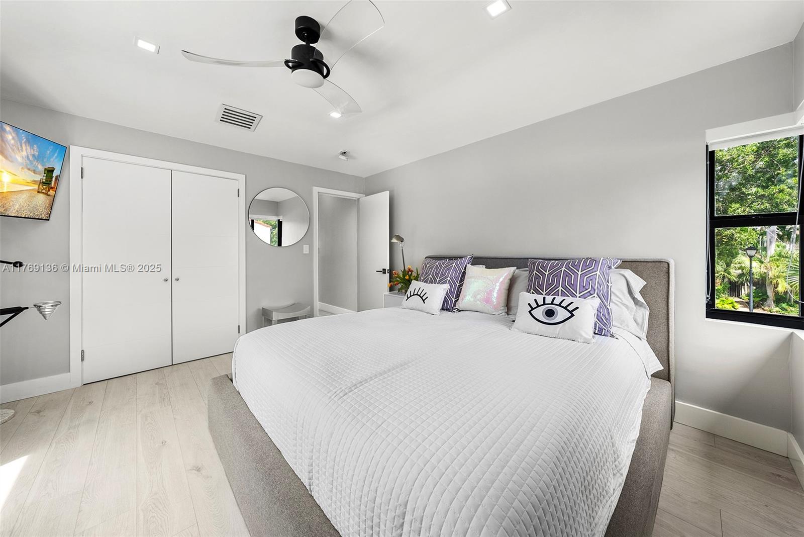 BEACH VIEW ADDN - Residential