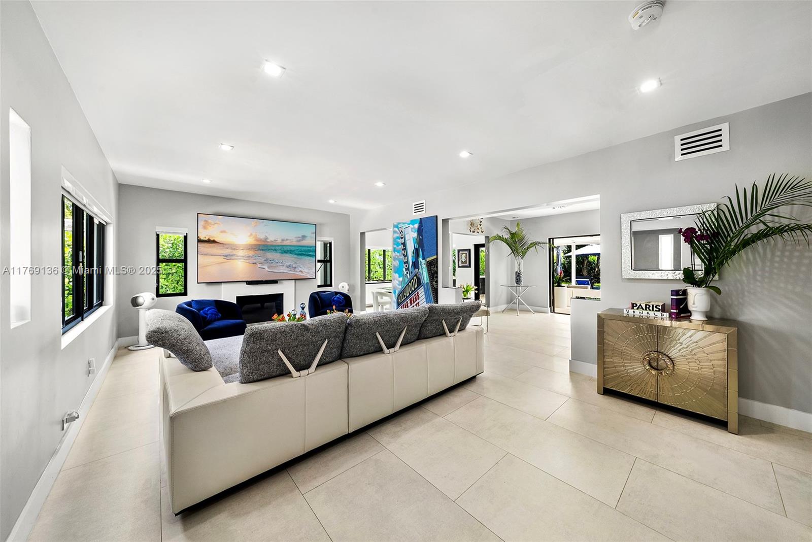 BEACH VIEW ADDN - Residential