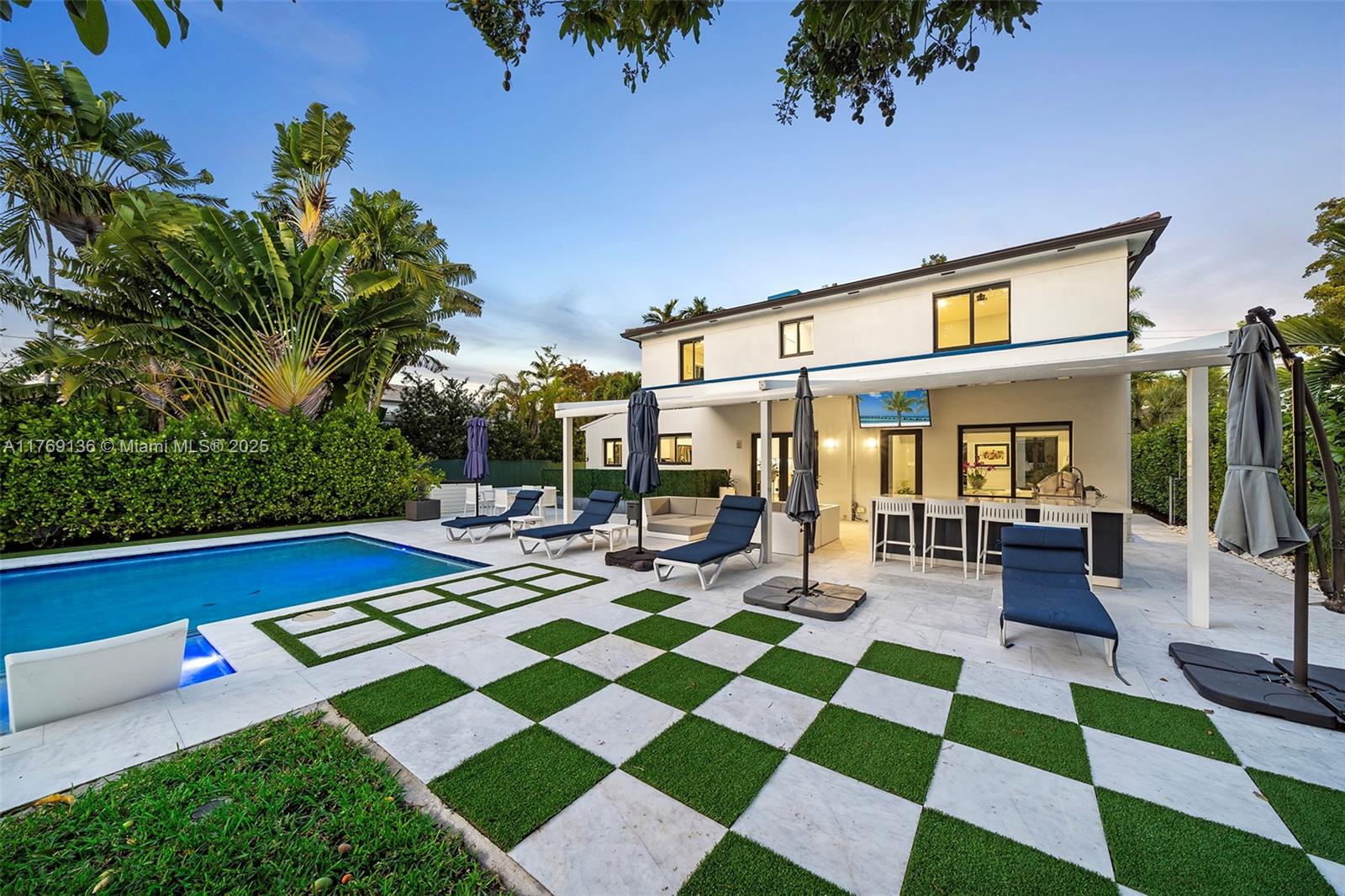 BEACH VIEW ADDN - Residential