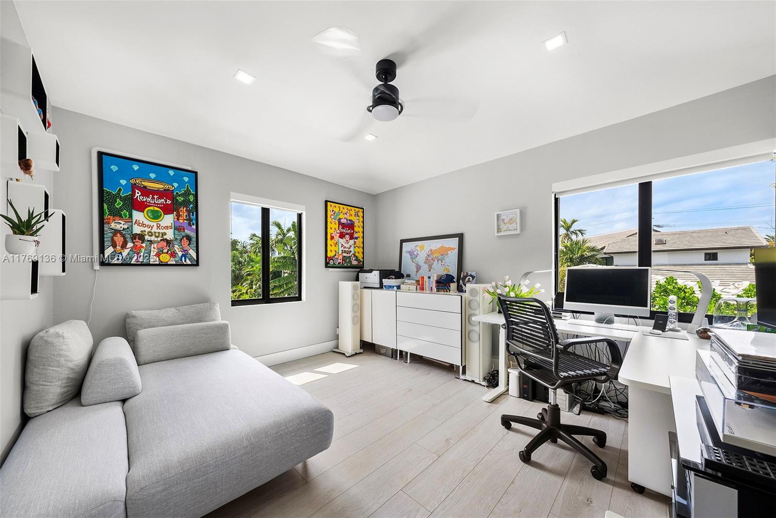BEACH VIEW ADDN - Residential
