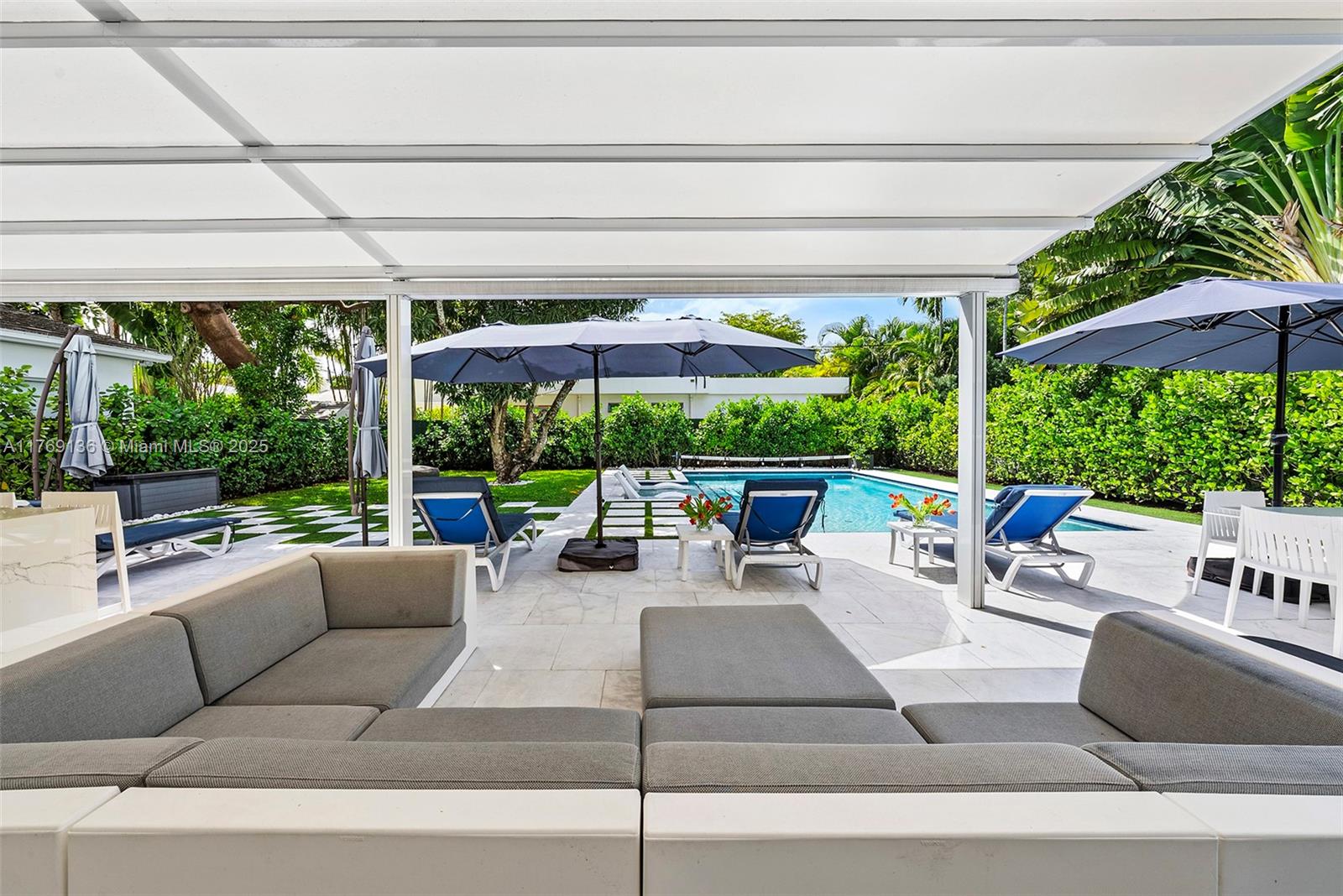 BEACH VIEW ADDN - Residential