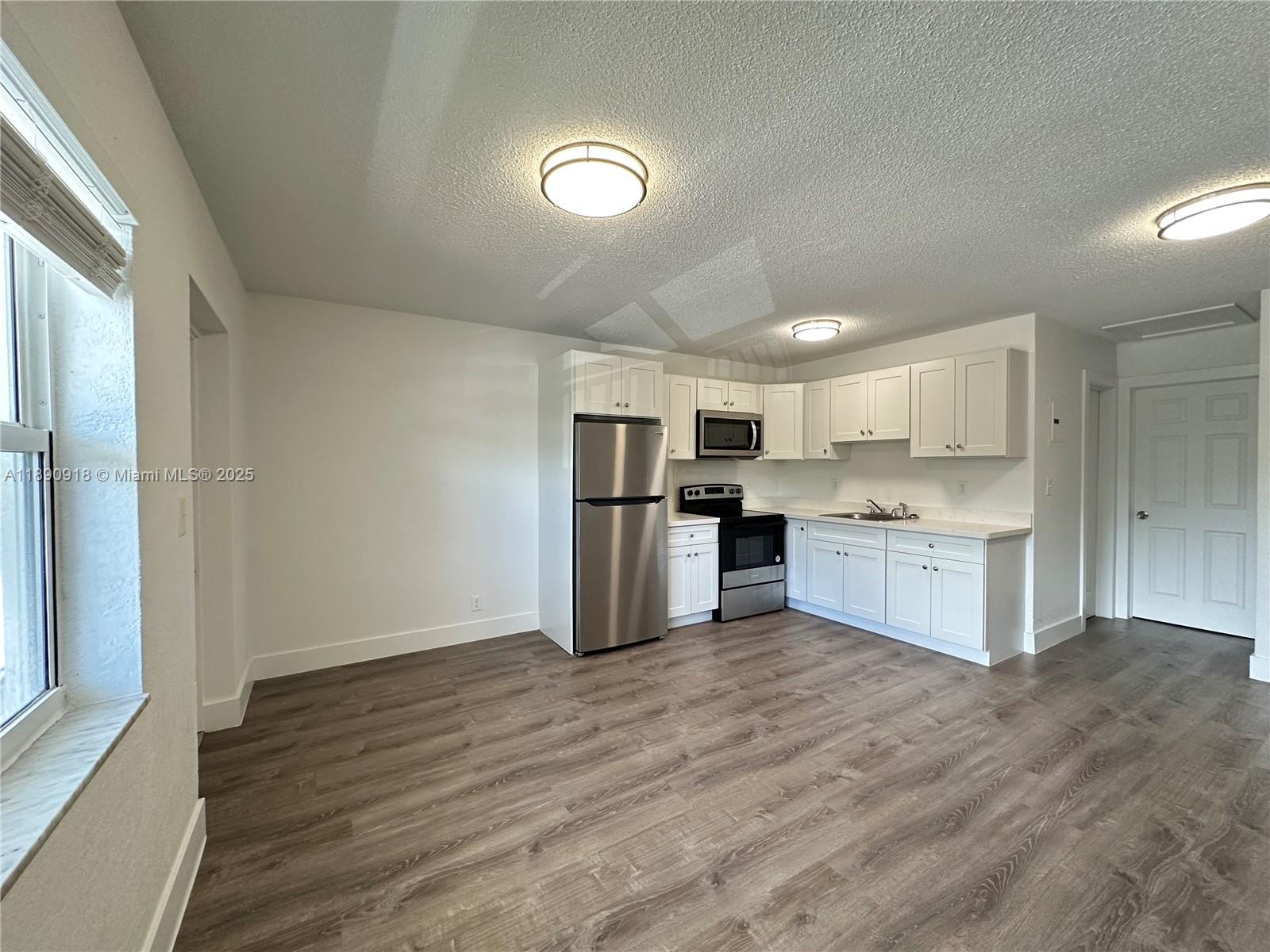 OAKLAND MANORS AMENDED PL - Residential Lease