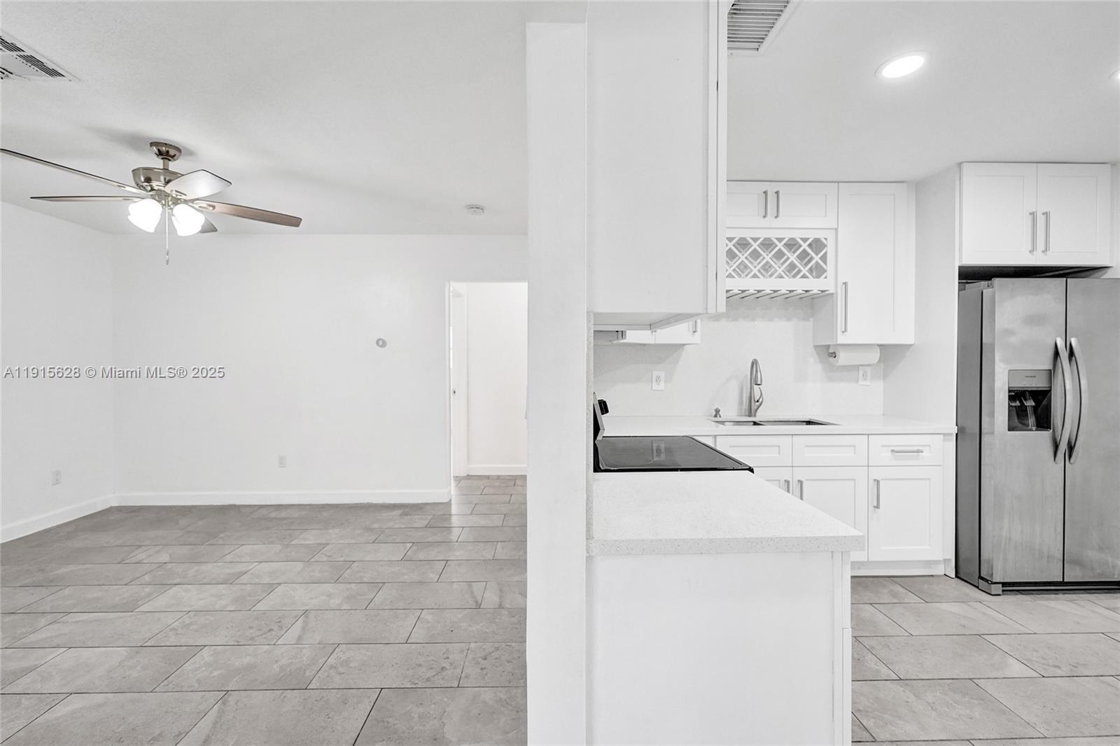 DRIFTWOOD PLAZA NO 3 - Residential Lease