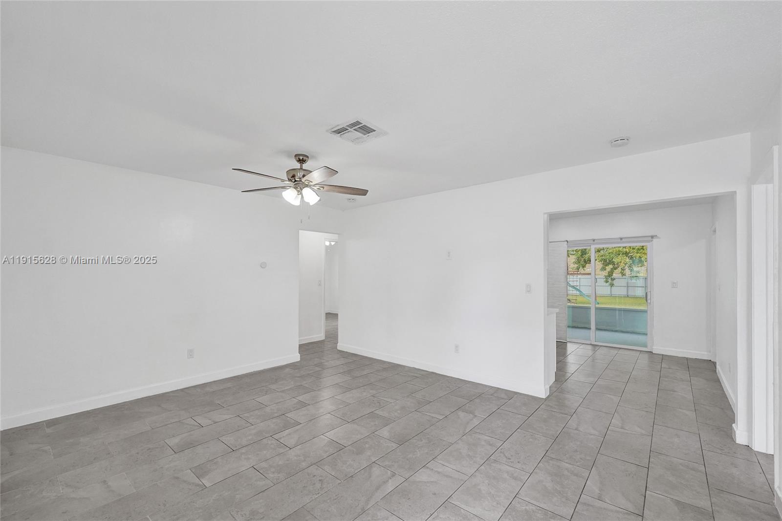 DRIFTWOOD PLAZA NO 3 - Residential Lease