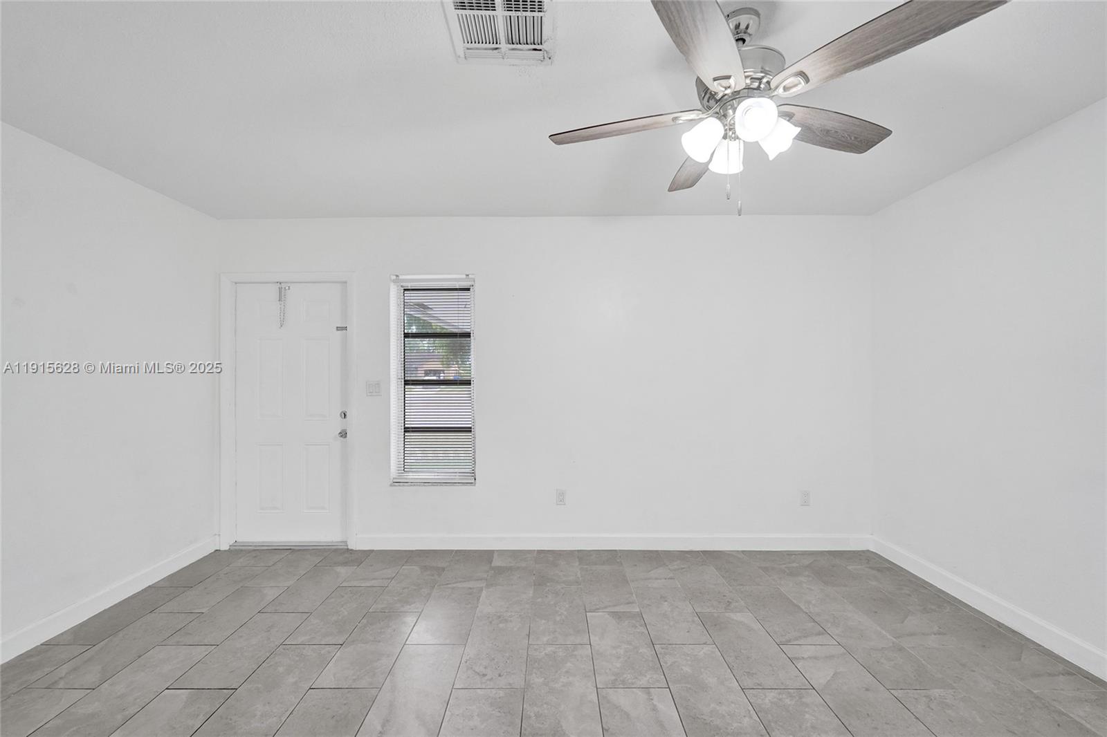 DRIFTWOOD PLAZA NO 3 - Residential Lease