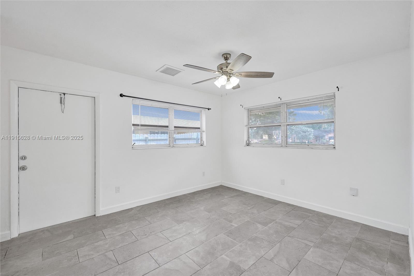 DRIFTWOOD PLAZA NO 3 - Residential Lease