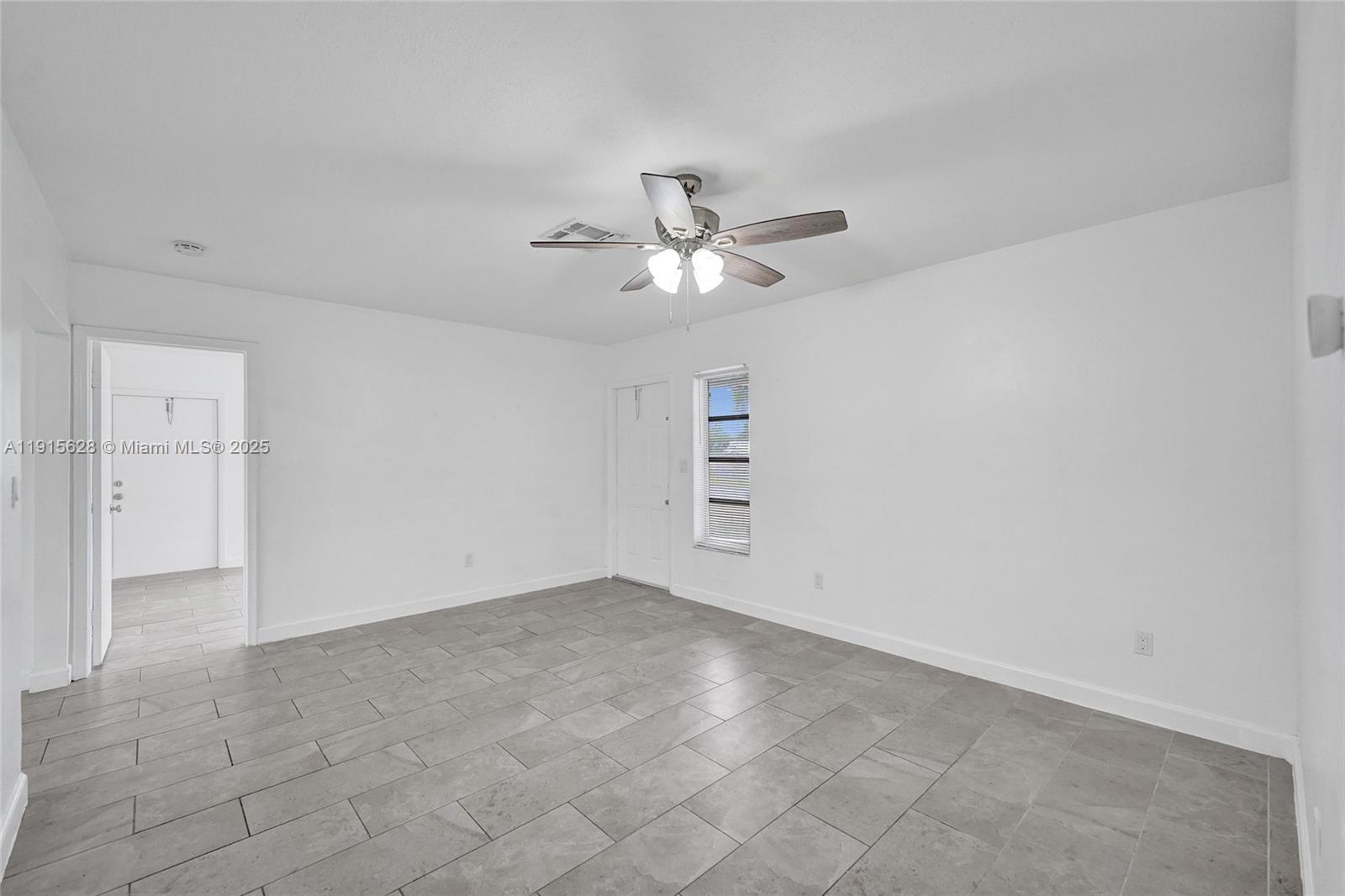 DRIFTWOOD PLAZA NO 3 - Residential Lease