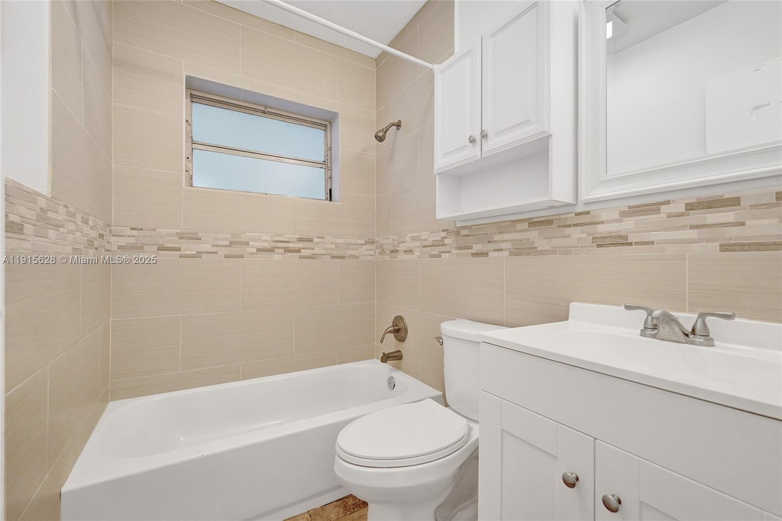 DRIFTWOOD PLAZA NO 3 - Residential Lease