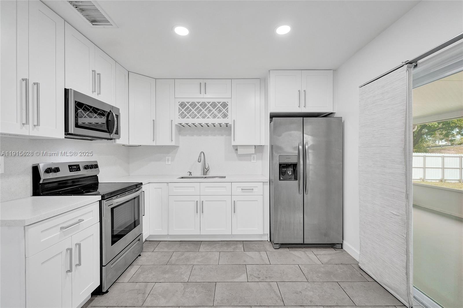 DRIFTWOOD PLAZA NO 3 - Residential Lease