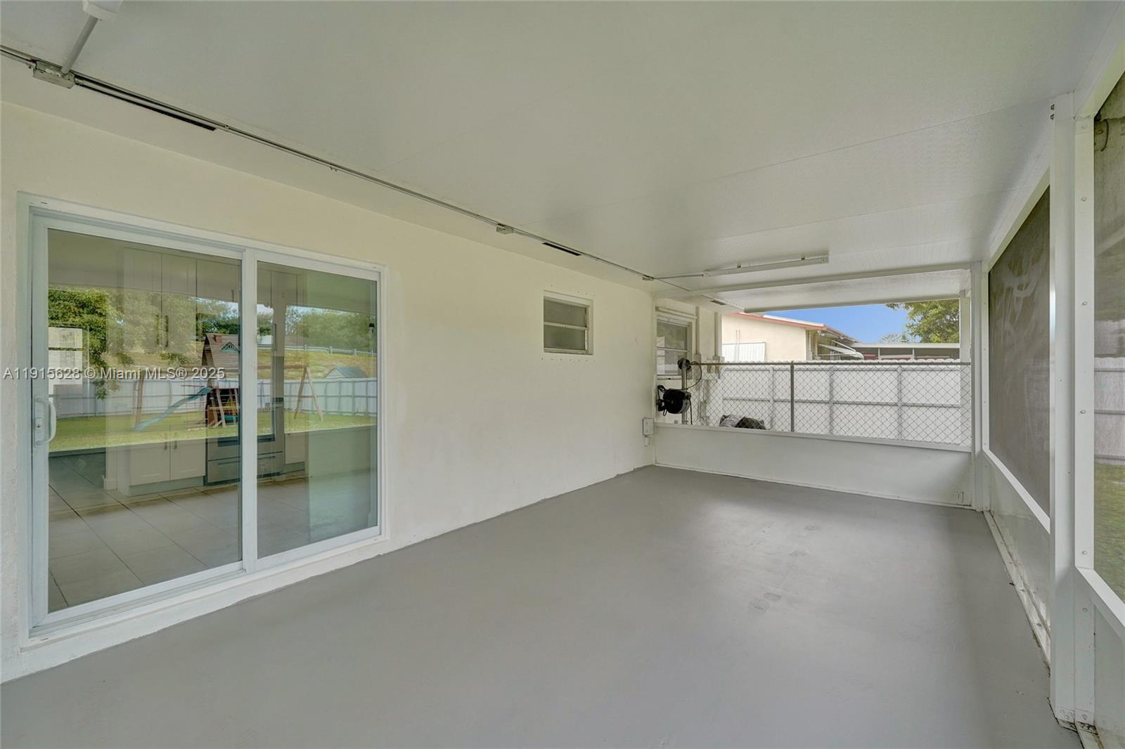 DRIFTWOOD PLAZA NO 3 - Residential Lease