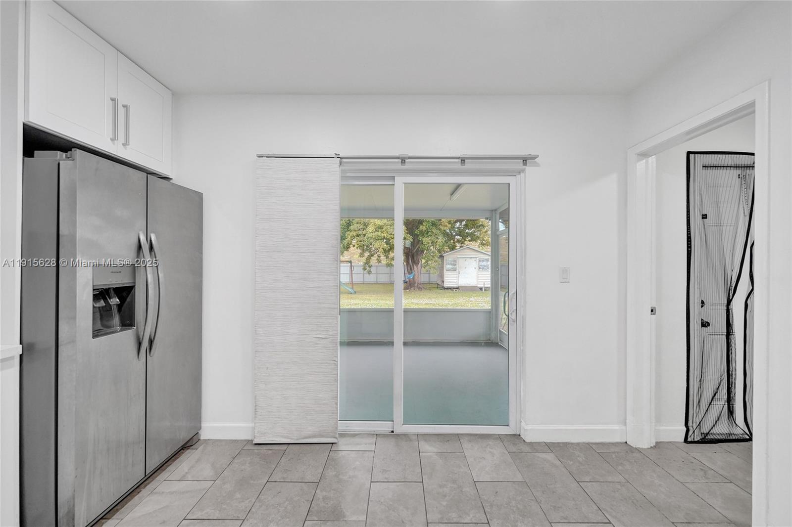 DRIFTWOOD PLAZA NO 3 - Residential Lease