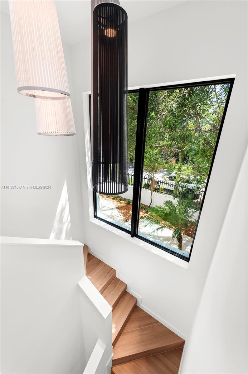 RHODES AMD NEW BISC - Residential