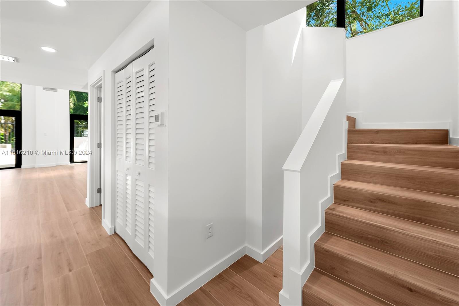 RHODES AMD NEW BISC - Residential
