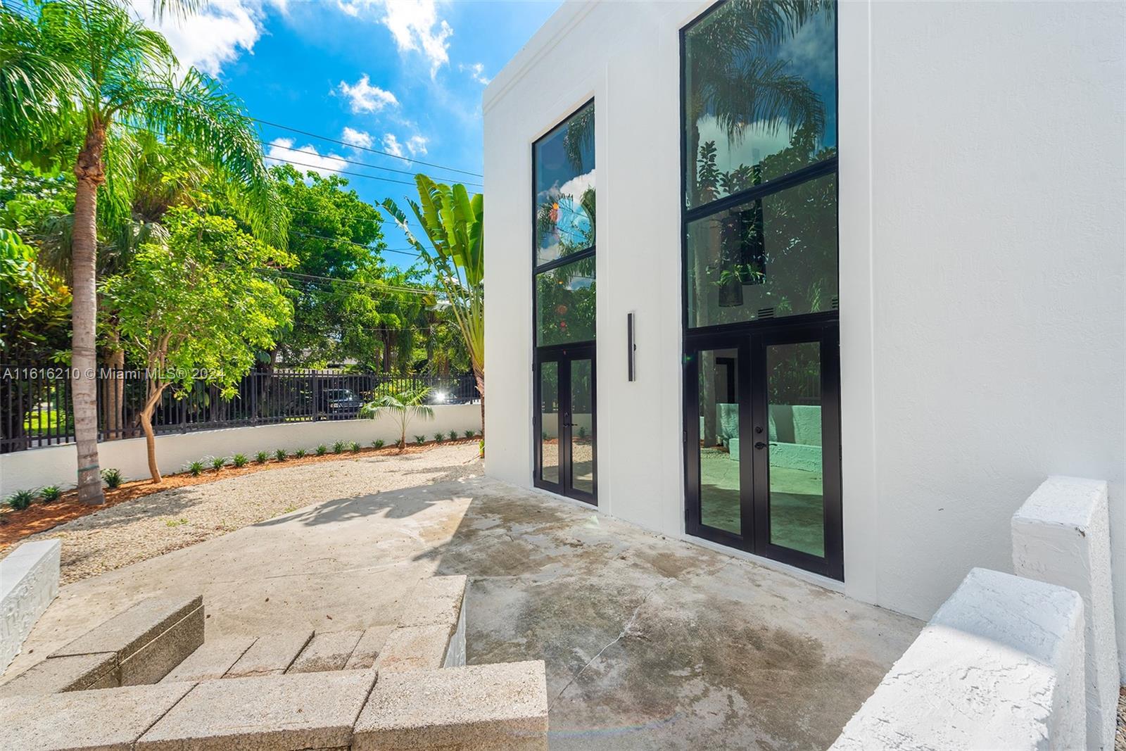 RHODES AMD NEW BISC - Residential