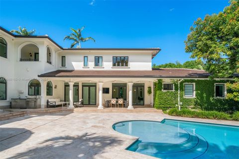 A home in Pinecrest