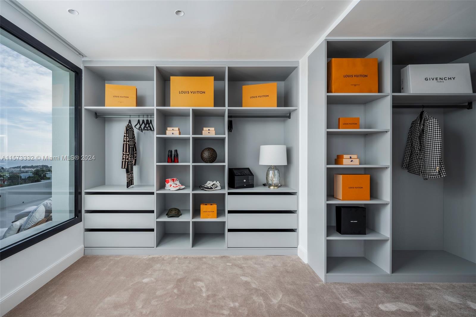 Los Flamingos urbanisation - Residential