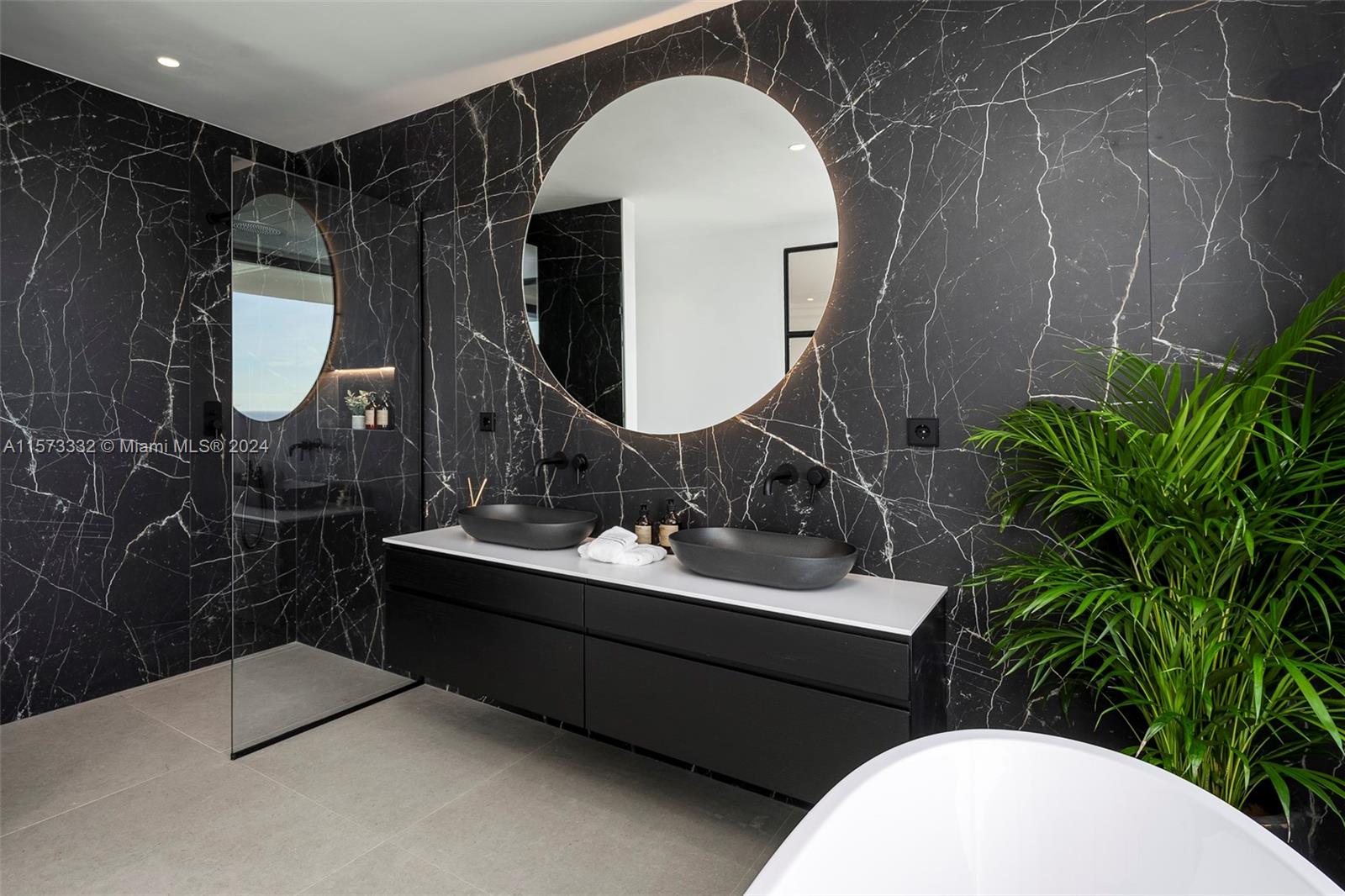 Los Flamingos urbanisation - Residential