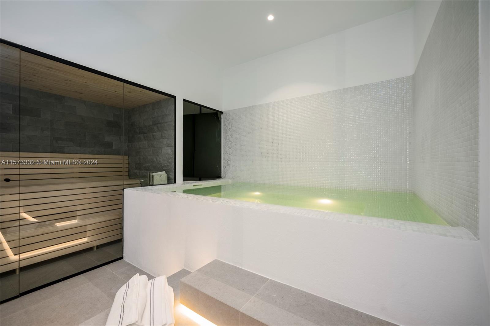 Los Flamingos urbanisation - Residential