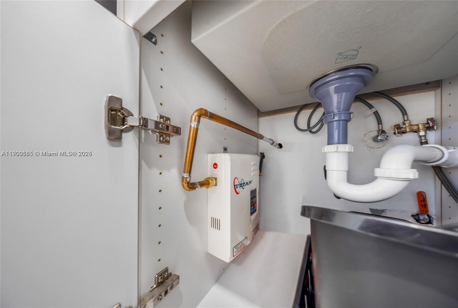 GOLDEN TOWERS NO 2 INC - - Residential