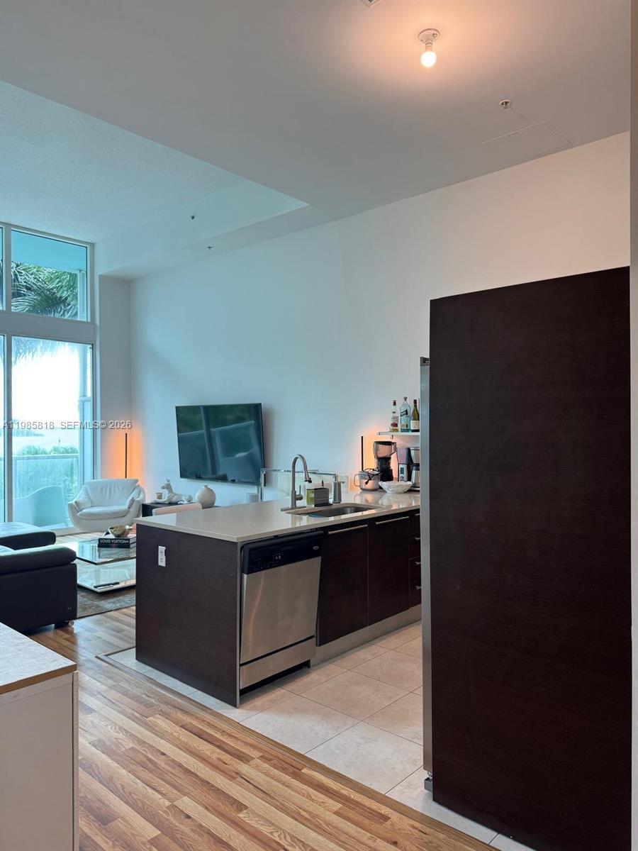QUANTUM ON THE BAY CONDO - Residential Lease