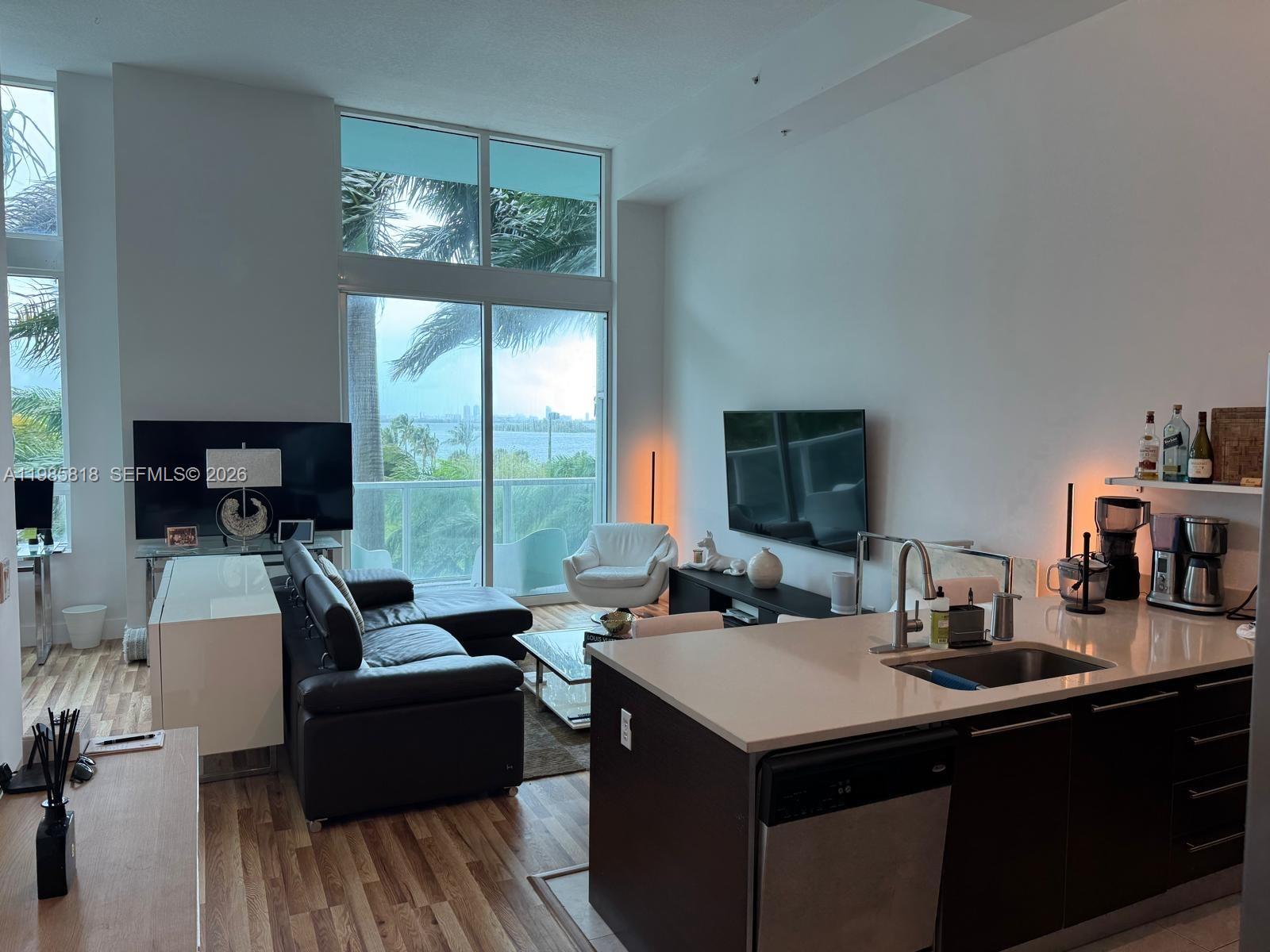 QUANTUM ON THE BAY CONDO - Residential Lease