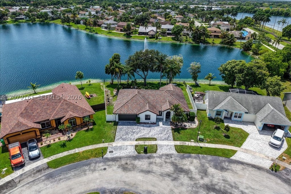 Photo of 15056 SW 10th St, Sunrise, FL 33326 (MLS # A12079161)
