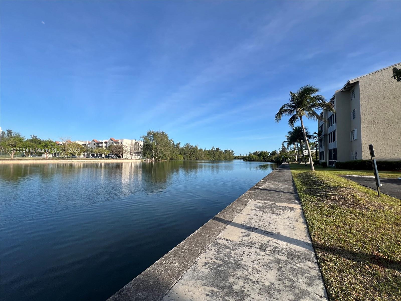 COVE CONDO PHASE I - Residential Lease