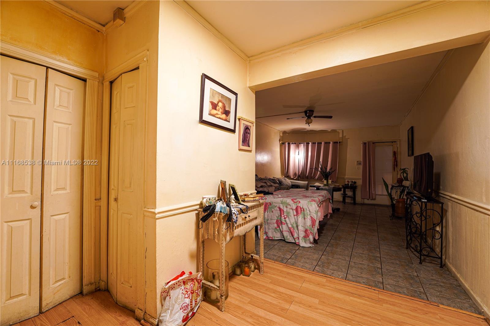 EIGHT PALMS CONDO - Residential