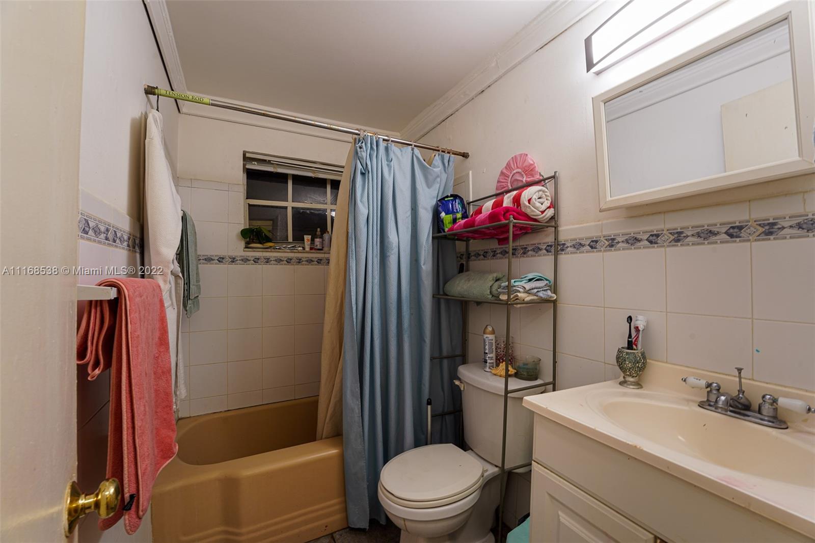 EIGHT PALMS CONDO - Residential