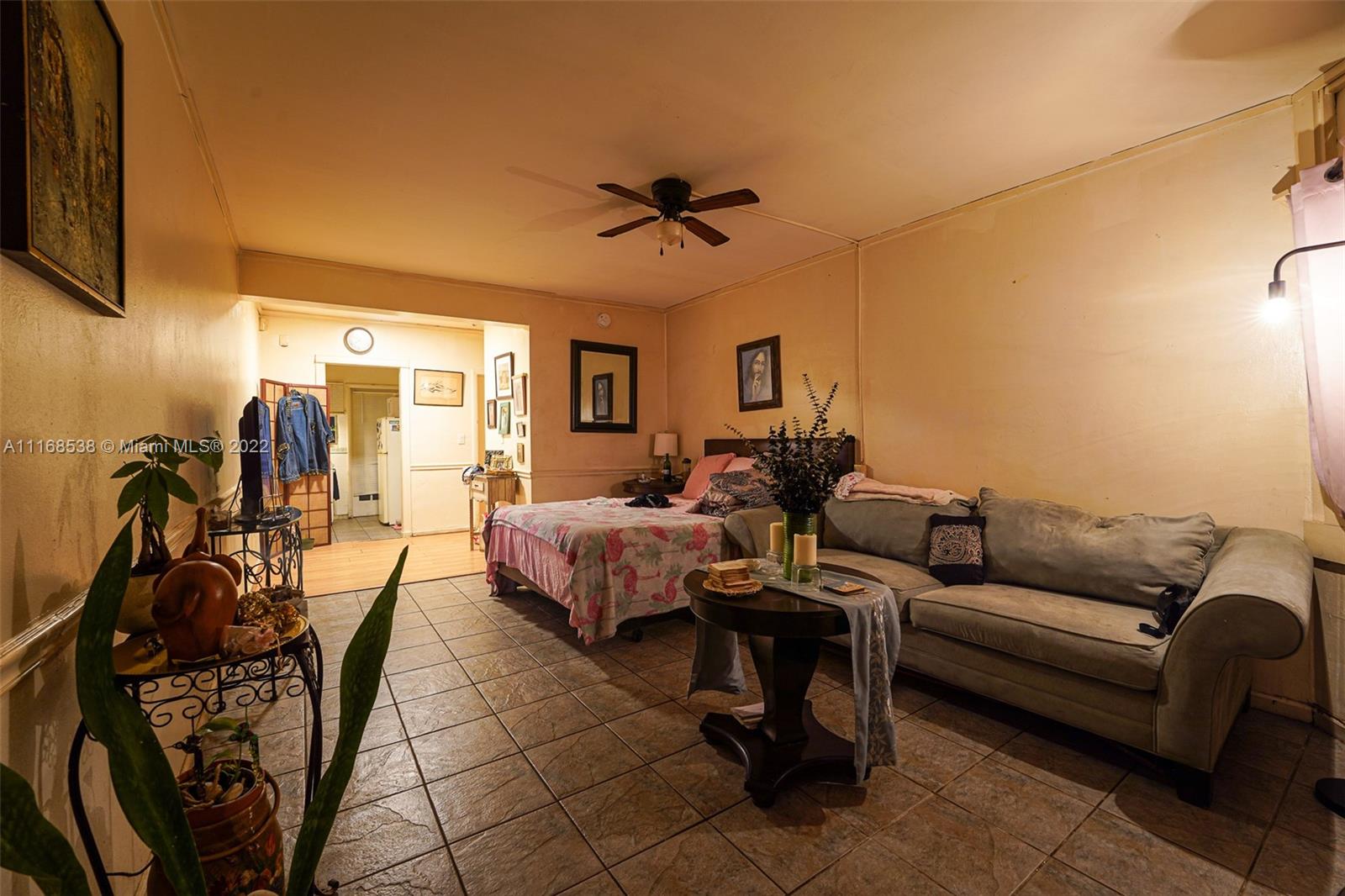 EIGHT PALMS CONDO - Residential