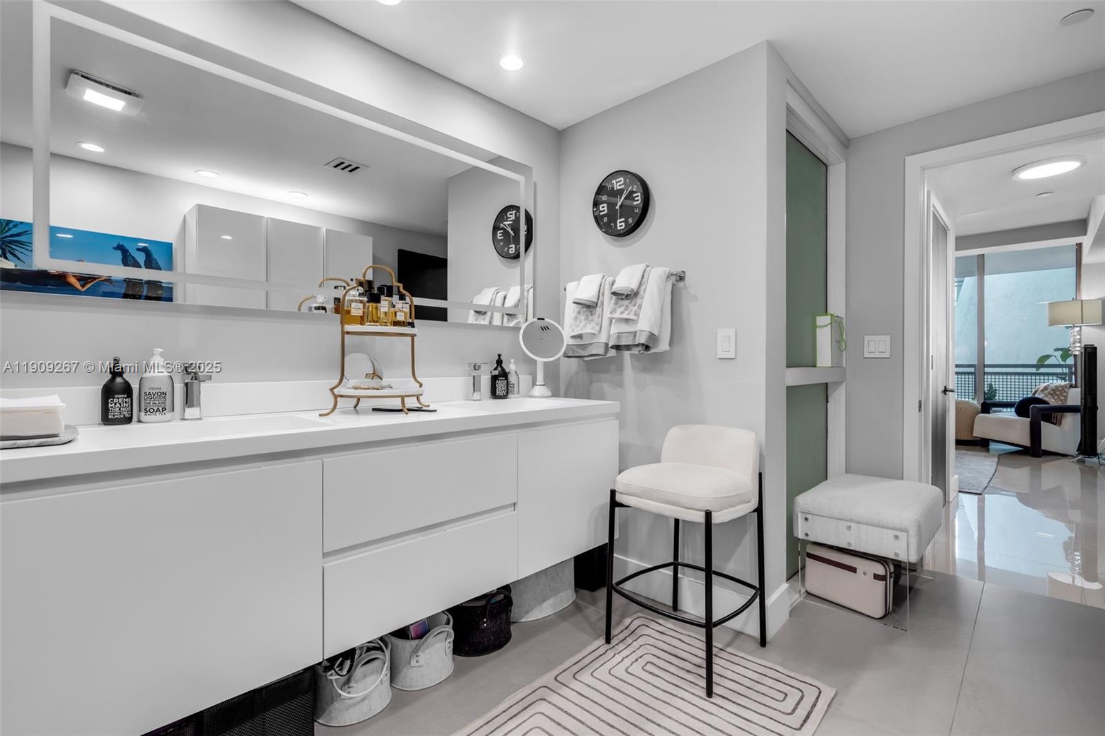 TERRA BEACHSIDE CONDO - Residential