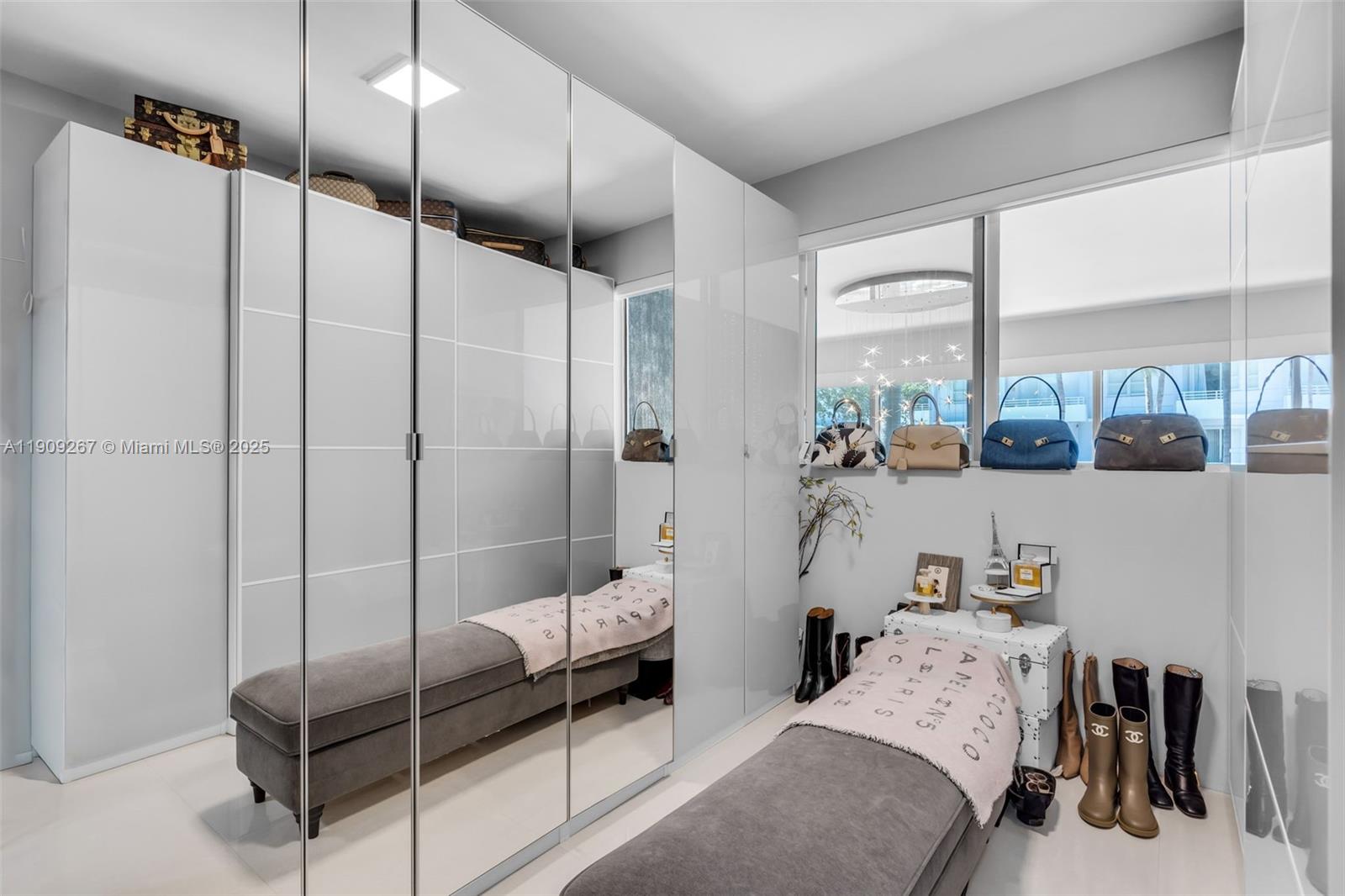 TERRA BEACHSIDE CONDO - Residential