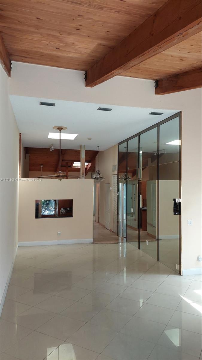 Beautiful & updated, large pet welcomed, 2/2 villa, available for rent in Harbourwood Villas in Three Islands, Hallandale Beach. Very spacious and immaculate with over 1700 sq. ft. of living space with large rooms, high ceilings and private patio. Gorgeous atrium in your very own living room. Full-size washer and dryer in unit. With 2 assigned parking spaces directly in front of unit. Cable and utilities included in rent. Amenities include huge heated swimming pool w/ steam and sauna room, tennis and racquetball courts all located on beautifully landscaped grounds w/ boat dockage available. Tranquil location just minutes walking to the beach, Publix, Winn Dixie, and WalMart