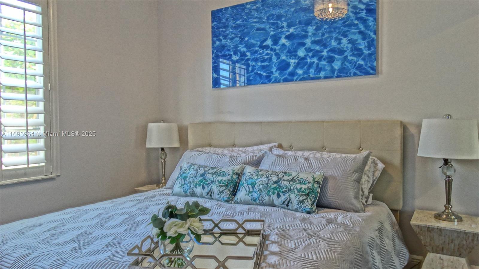 HOLLYWOOD LAKES SECTION - Residential Lease