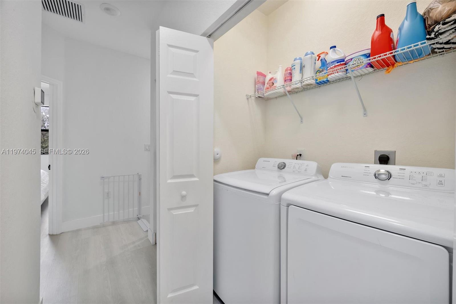 BAYWINDS OF DOMINICA AND - Residential