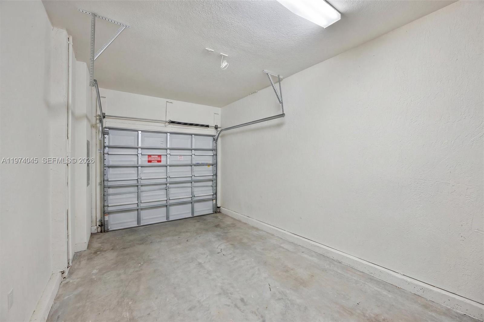 BAYWINDS OF DOMINICA AND - Residential