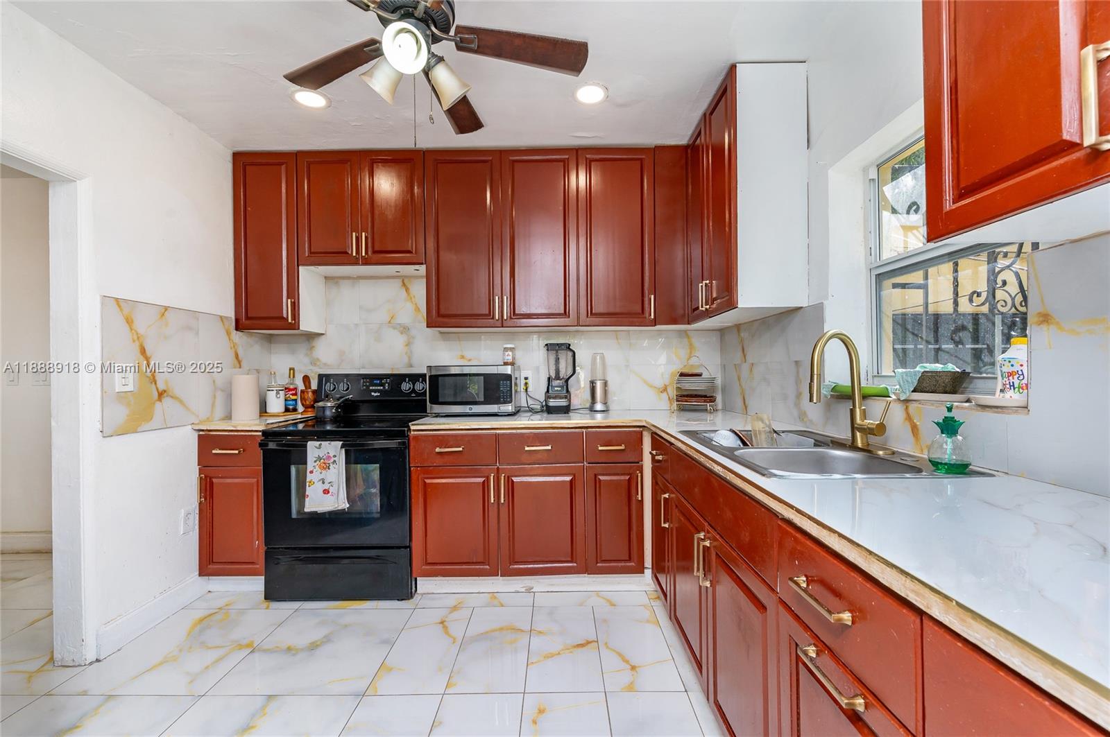 SHORECREST - Residential