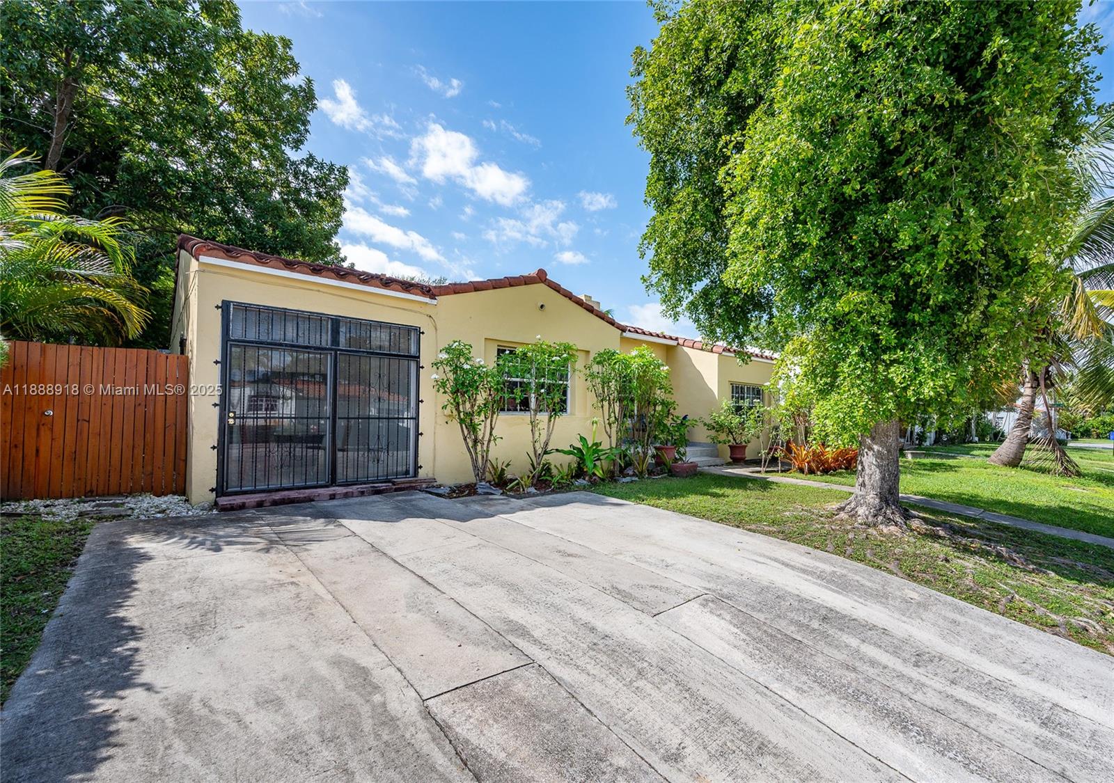 SHORECREST - Residential