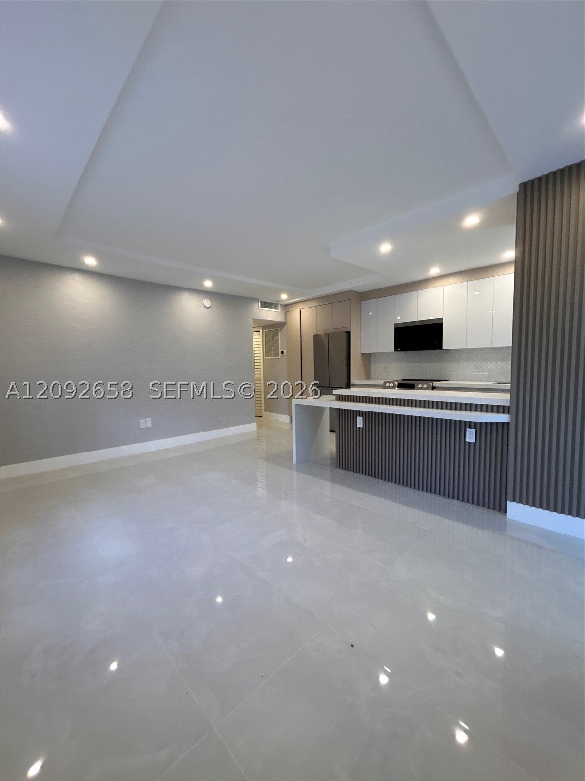 2430 NE 135th St 201