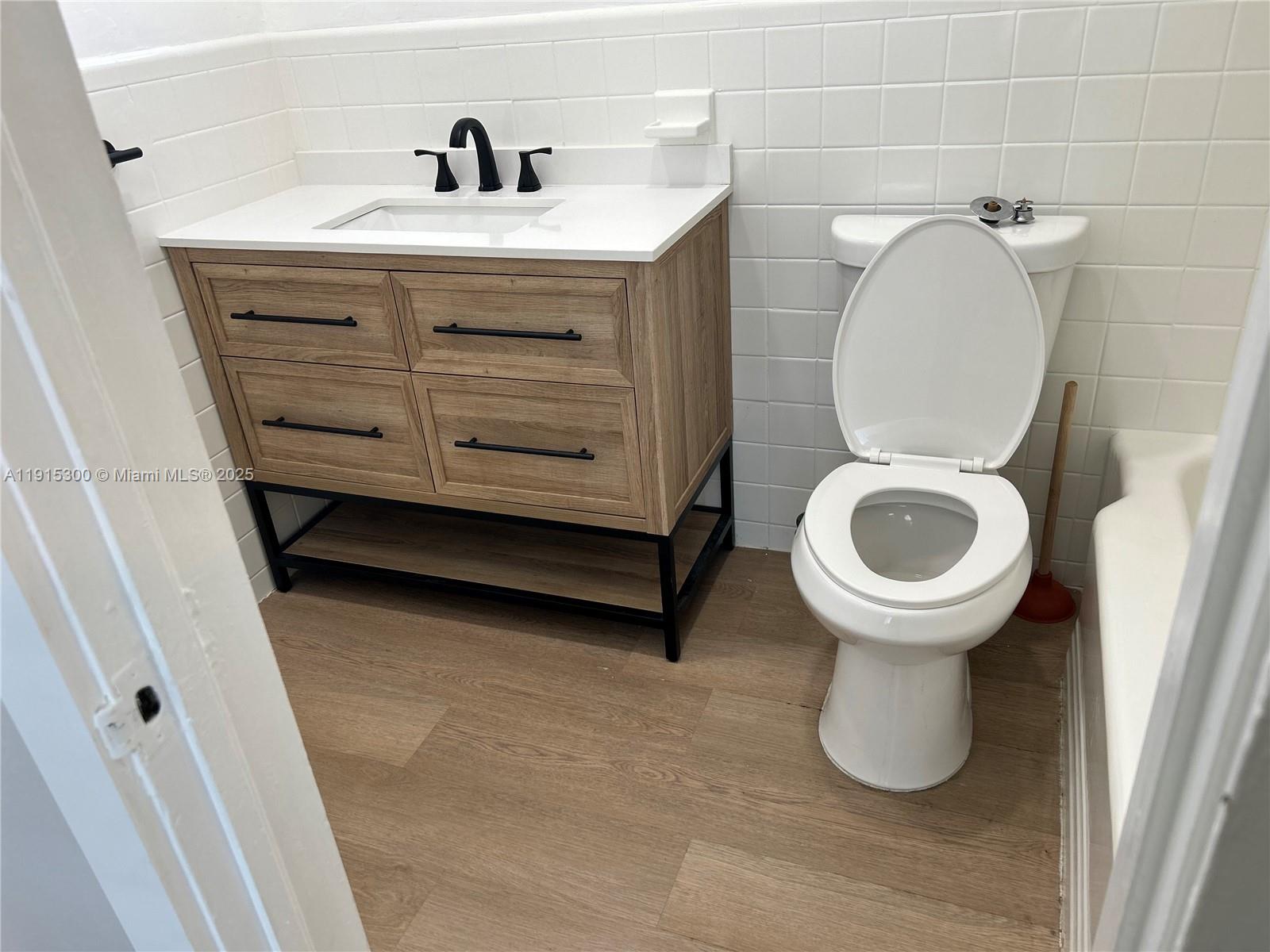 ANCO SUB - Residential Lease