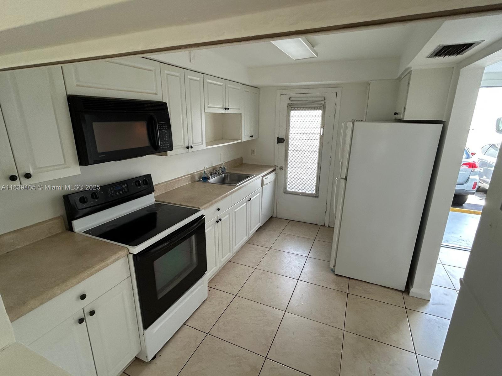 2005 Sans Souci Blvd 105