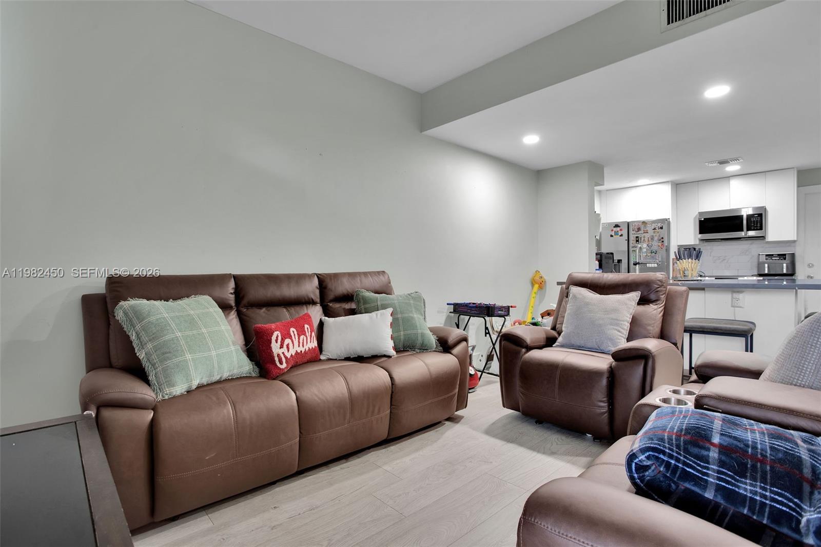 SECTORS 3 & 4 BOUNDARY PL - Residential