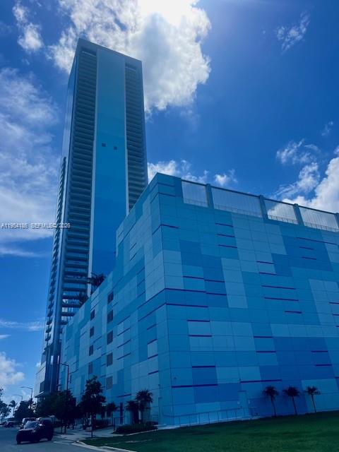 ESCOTTONIA PARK - Residential