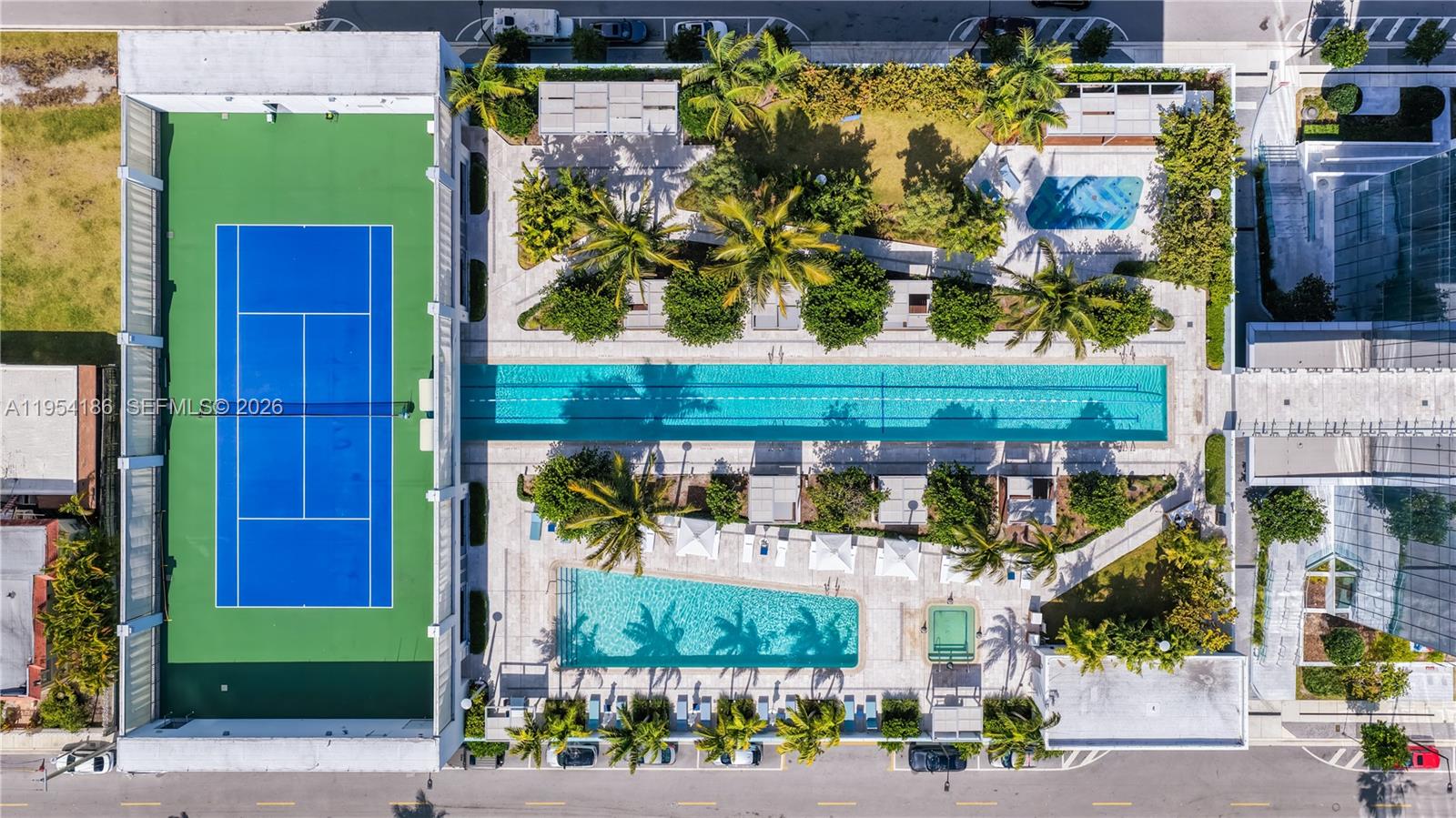 ESCOTTONIA PARK - Residential