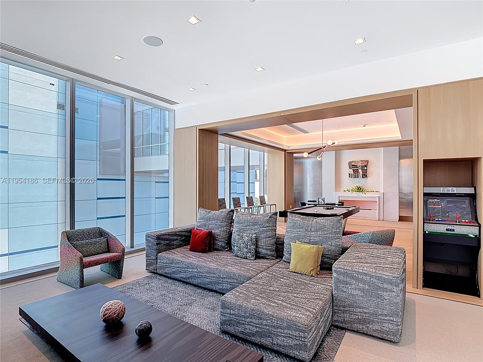 ESCOTTONIA PARK - Residential