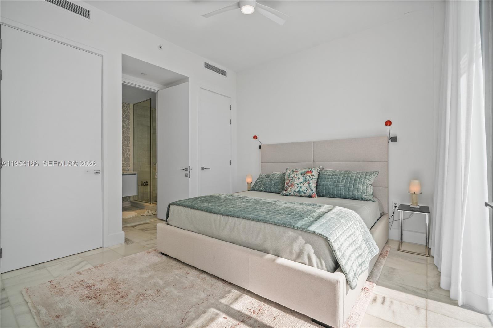 ESCOTTONIA PARK - Residential